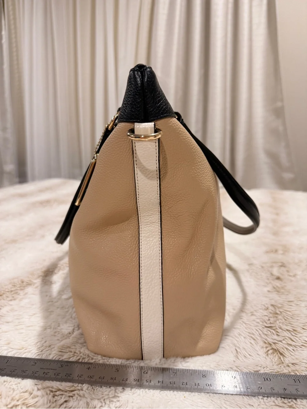 Coach Colorblock Pebbled Leather Tote Shoulder Bag Beige Black Ivory